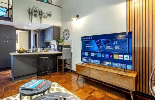 Cape Town City Centre Apartment | Feeling Again At Mutual Heights
