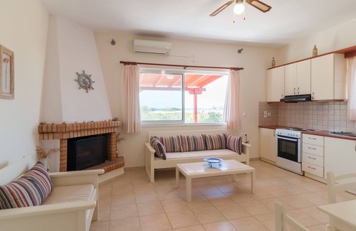 Naxos House | Felicia s sun-side house, Cycladic house by the beach, true owner hospitality