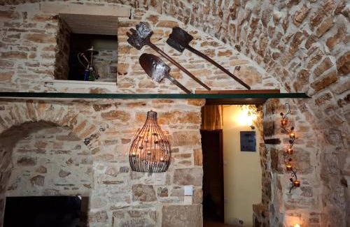 Ionia House | Felicia Stone House