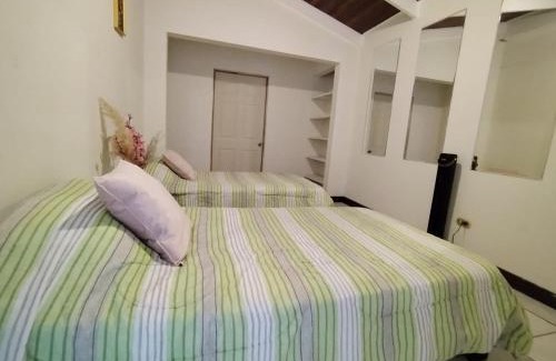 Pavas Bed & Breakfast | Felipe Bed Breakfast