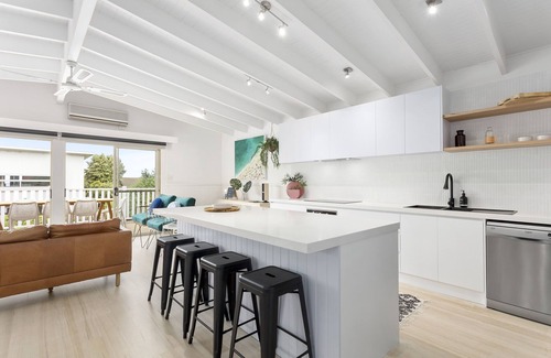 Torquay House | Felix Beach House - AMAZING LOCATION! 150m from the BEACH