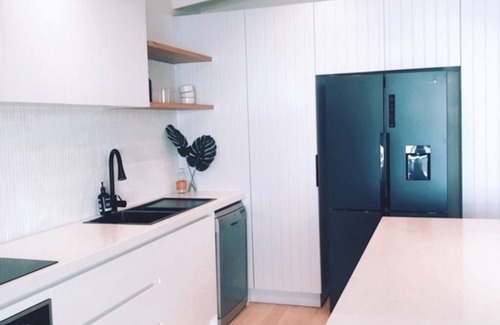 Torquay House | Felix Beach House - AMAZING LOCATION! 150m from the BEACH