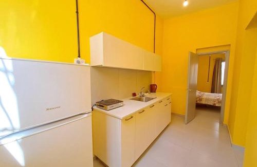 Haifa Apartment | Fellini Marcello garden (talpiot)