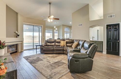 Garden Lakes House | Fenced Backyard Oasis Pet-Friendly Avondale Home