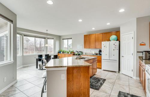 Vista Ridge House | Fenced Yard and Trail Access Dog-Friendly Erie Home