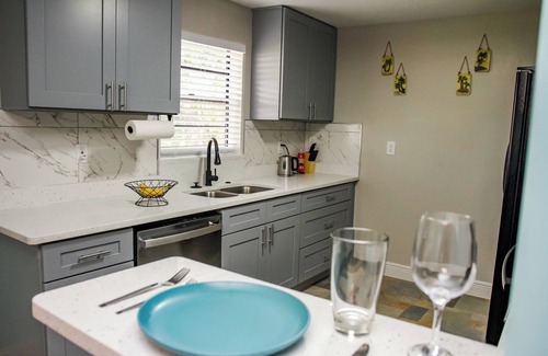 Edgewater House | Fenced yard lots of Parking for trailer close to beach 4 bedrooms Edgewater
