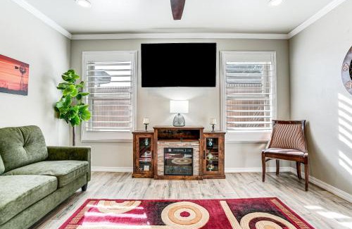 Amarillo House | Fenced Yard Modern Barndominium in Amarillo!