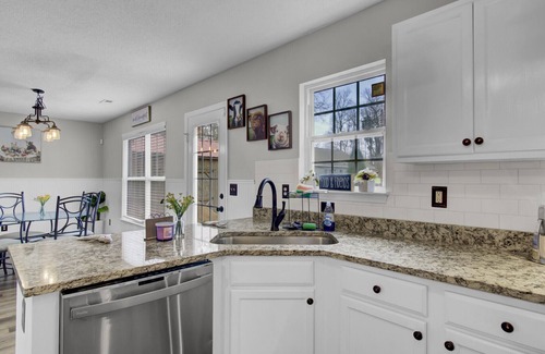 Goose Creek House | Fenced Yard & Pet Friendly: Navy Base + Charleston