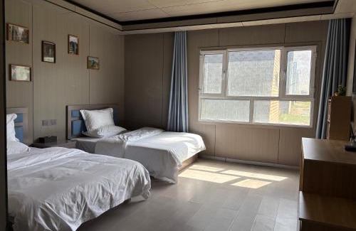 Tashkurgan House | Fengchui Banxia Manor Wild Luxury Camp