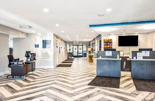 Caine Woods Hotel | Fenwick Inn