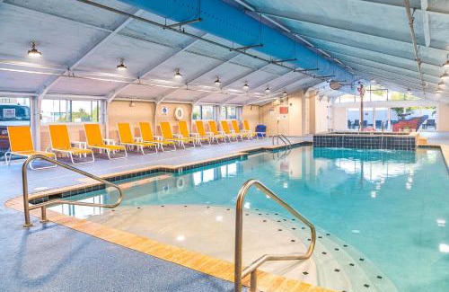 Caine Woods Hotel | Fenwick Inn