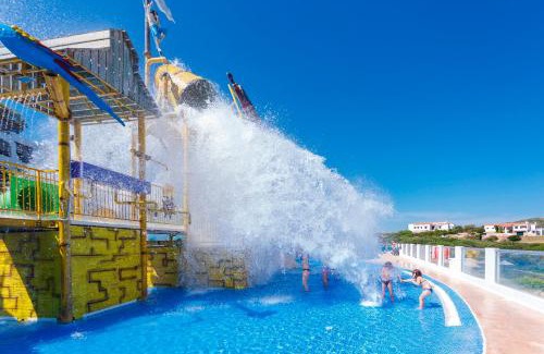 Platges de Fornells Apartment | FERGUS Club Carema Splash