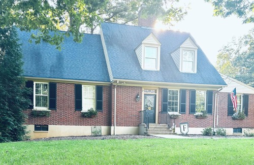 Boonsboro Apartment | Ferguson Ferry Retreat- 1 bedroom 1 bathroom apartment. Private Entrance!