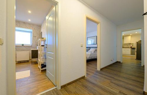 Neustadt an der Weinstrasse Apartment | Ferienwohnung mit Sonnenbalkon & Parkplatz
