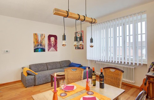 Neustadt-Hambach Apartment | Ferienwohnung Am Alten Rathaus