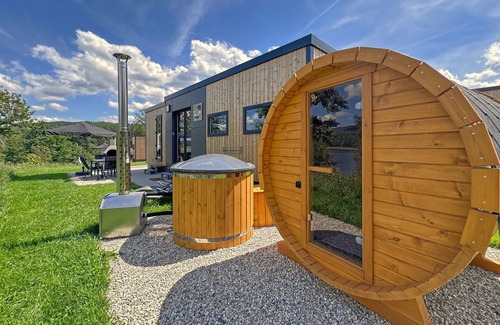Neunburg vorm Wald House | Feriendorf Seeblick - Premium Tiny-Chalet mit Sauna und Hottub