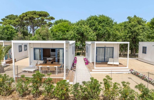 Duna Verde Apartment | Feriendorf San Francesco Deluxe Lodge Sea View Family für 5+1 Personen