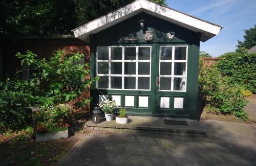 Uplengen House | Ferienhäuschen Alte Schmiede, 35647