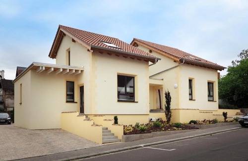 Neustadt-Hambach House | Ferienhaus Alte Glaserei