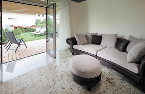 Neustadt-Hambach House | Ferienhaus Alte Glaserei