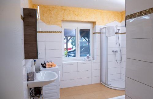 Drobollach am Faakersee Apartment | Ferienhaus Seeblick
