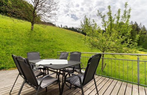 Schenkenzell Apartment | Ferienhaus 1 - Wohnung Tanne, 78qm