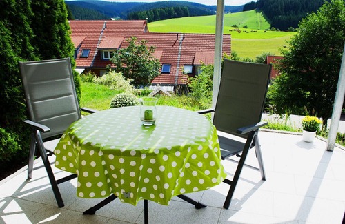 Furtwangen Apartment | Ferienhaus, 140qm, 5 Schlafzimmer