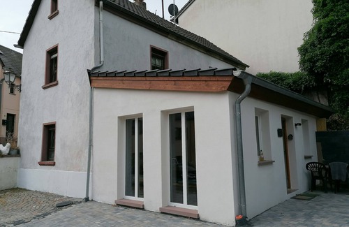 Neuerburg Apartment | Ferienhaus, 95qm, 3 Schlafzimmer, max 11 Personen