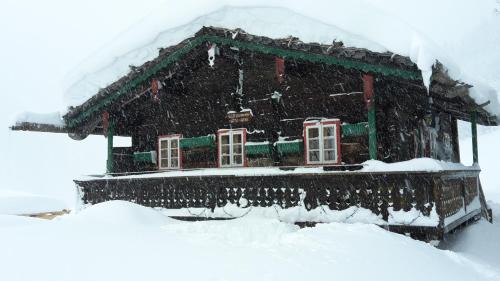 Schildlehen Ski Chalet | Ferienhaus Abendstille