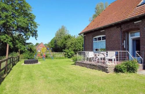 Wittmund House | Ferienhaus " Alte Grundschule Berdum"