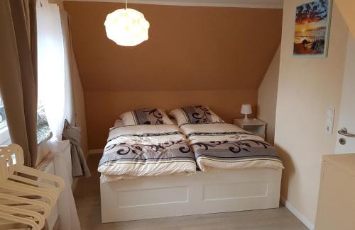 Dreimuhlen House | Ferienhaus am Hasselberg Husum