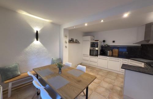 Hotzelsroda House | Ferienhaus Am Schillerplatz