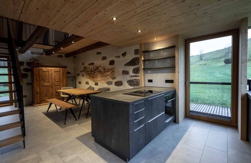 Oberreichenbach Apartment | Ferienhaus am See Backhäusle mit 100qm, Max. für 4 Personen