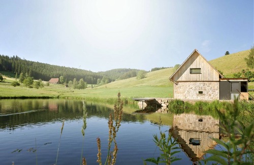 Oberreichenbach Apartment | Ferienhaus am See Backhäusle mit 100qm, Max. für 4 Personen