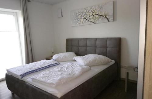 Barssel House | Ferienhaus am See mit Sauna und privatem Seezugang
