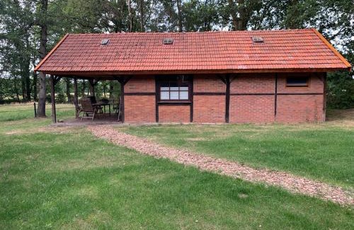 Uelsen House | Ferienhaus am Wäldchen