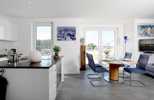 Peenemuende House | Ferienhaus am Yachthafen in Peenemünde