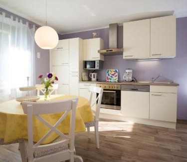 Nonnweiler Apartment | Ferienhaus an der Austwies