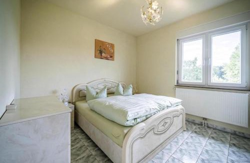 Tanne House | Ferienhaus an der Wiese, Tanne
