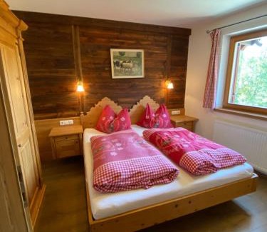 Hollersbach im Pinzgau Apartment | Ferienhaus Islitzer