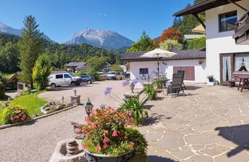 Bischofswiesen Apartment | Ferienhaus bis 2 Pers., ca. 45 m², 1 Schlafzimmer, Wohnküche, Terrasse, Zustellbett auf Anfrage