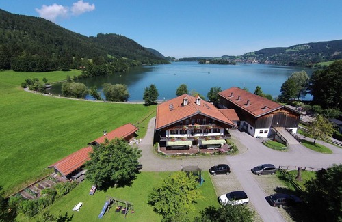 Fischhausen Apartment | Ferienhaus Brecherspitz - Der Anderlbauer am See