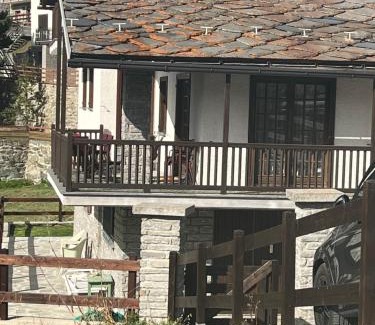 Paquier Ski Chalet | Ferienhaus-Chalet Breuil-Cervinia Valtournenche