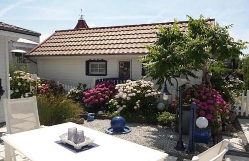 Onderdijk House | Ferienhaus De Graaf mit einer sonnigen Terrasse und Garten IJsselmeer