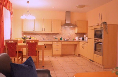 Dorumer Neufeld House | Ferienhaus Gudrun - Comfortable, barrier-free vacation for all generations!