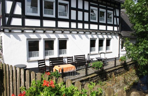 Olsberg Apartment | Ferienhaus Haus am Medebach