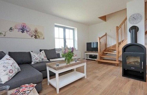 Altefaehr House | Ferienhaus Hofblick - Gut Gustowerhöfen in Altefähr auf Rügen