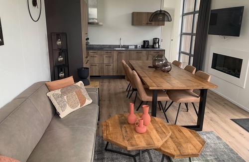 Hulshorst House | Ferienhaus Holland-cube Direkt am Veluvemeer in Bad Hoophuizen