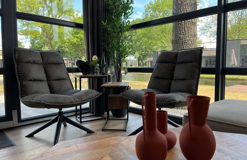 Hulshorst House | Ferienhaus Holland-cube Direkt am Veluvemeer in Bad Hoophuizen