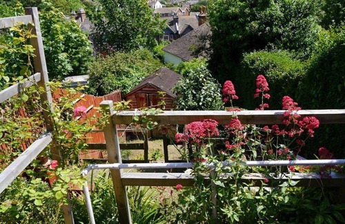 Hastings House | Ferienhaus in Hastings mit Garten